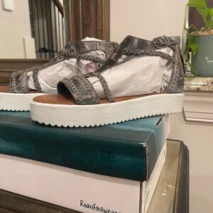New sandals by Roan by Bed Stu. New in Box.